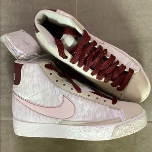 Nike Blazer Mid 73 sweatshirt